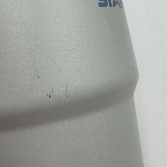 Stanley Insulated Stainless Steel Grey 20oz Cup with new Straw - Picture 7 of 8